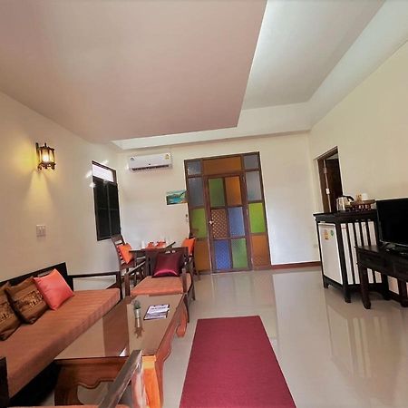 Rainforest Huahin Village Hotel エクステリア 写真