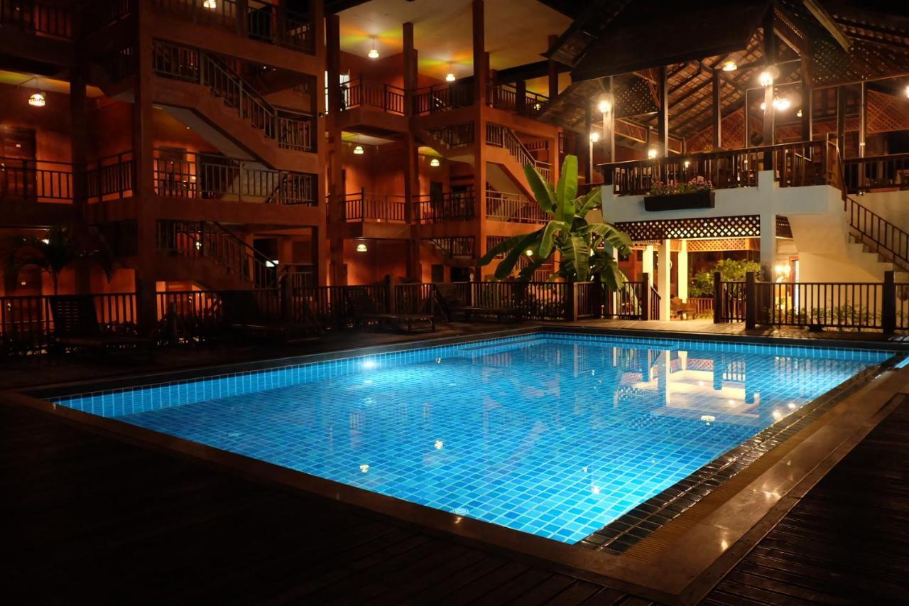Rainforest Huahin Village Hotel エクステリア 写真