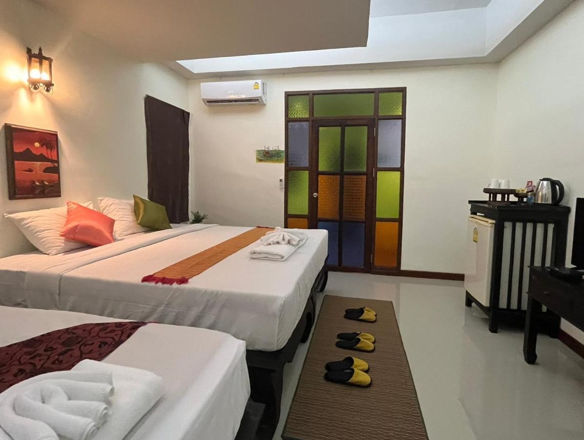 Rainforest Huahin Village Hotel エクステリア 写真