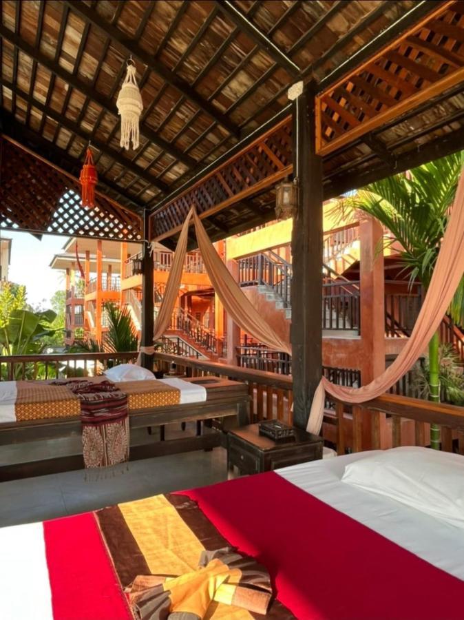 Rainforest Huahin Village Hotel エクステリア 写真